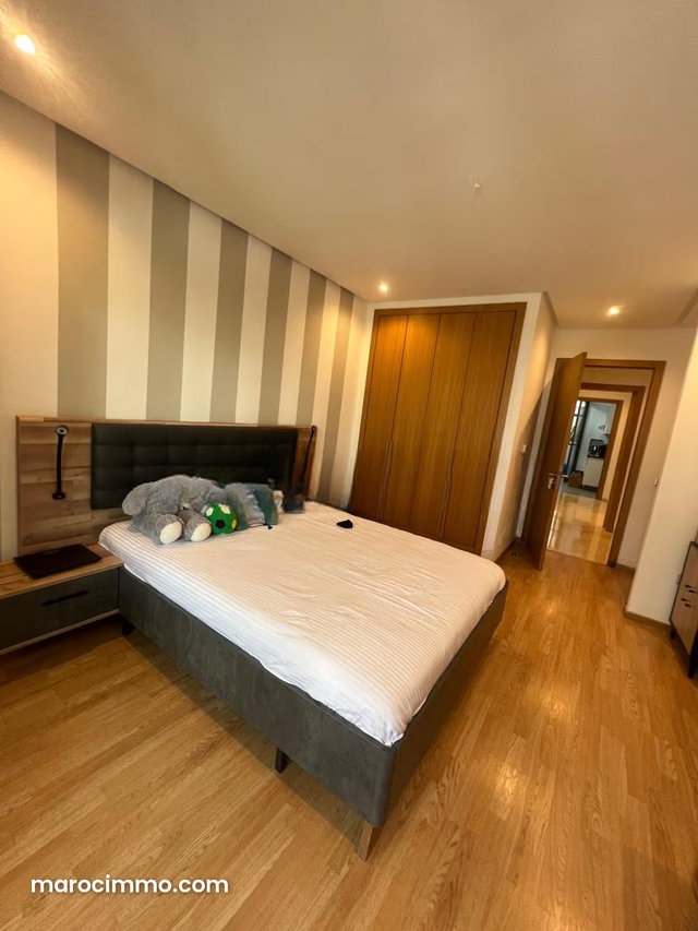 Eagle hills rabat square souissi apart 2 chambres — 4