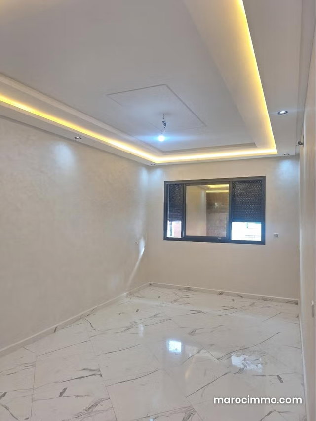 Apartment for Sale in Martil. Total Area 58 m². Terrace and Elevator. — 3