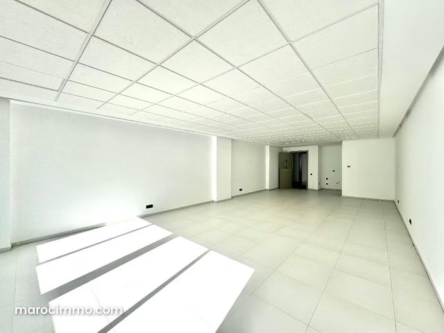 Très beaux bureaux à la location de 140 m² — 3
