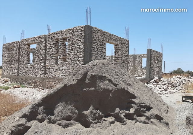 Terrain à vendre à Route de Marrakech. Superficie 5400 m² — Essaouira
