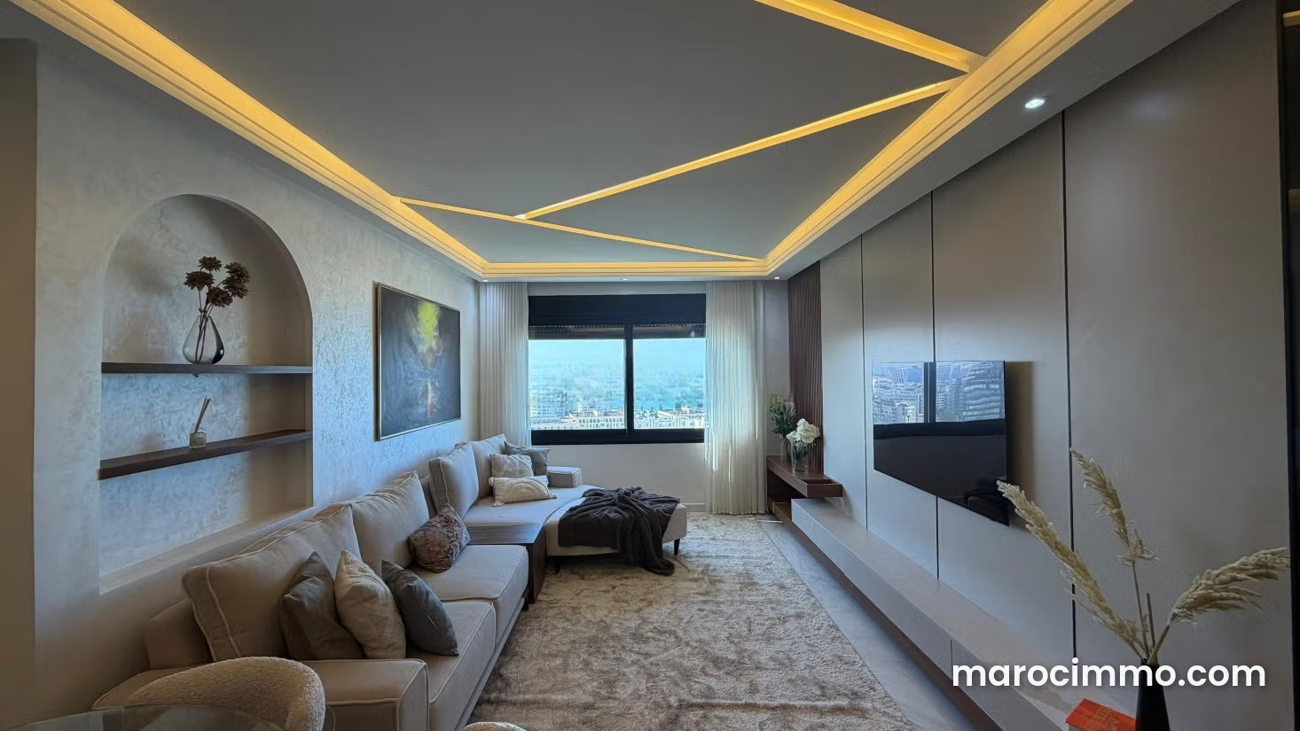 Furnished 2-Bedroom Apartment with Sea View, Tanger City Center — Tangier