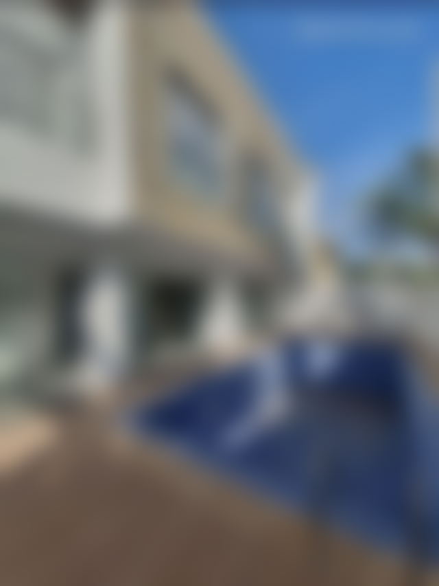 520 sqm villa with pool and garden, Oasis, Casablanca — Casablanca