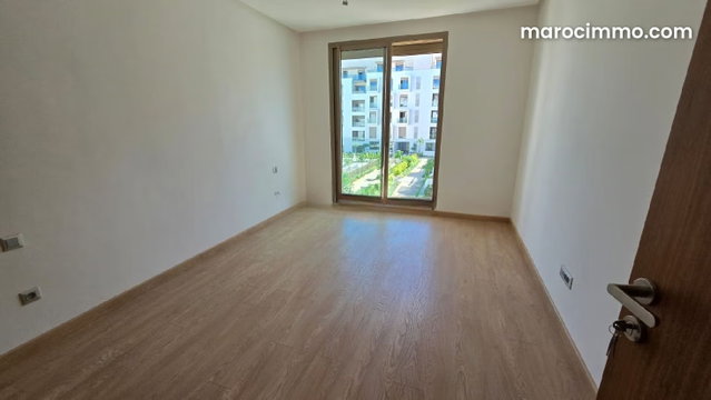 Appartement a louer a SOUISSI — 4