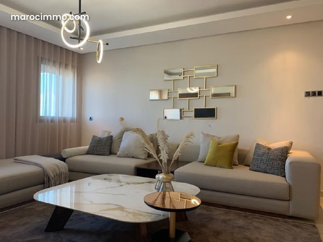 Bel appartement en location à Palmier. Superficie 110 m². Bien meublé — 4