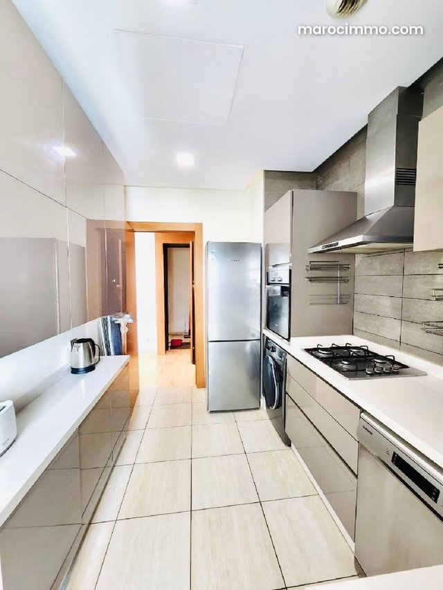 2 chambres meublé ensoleillé — 4