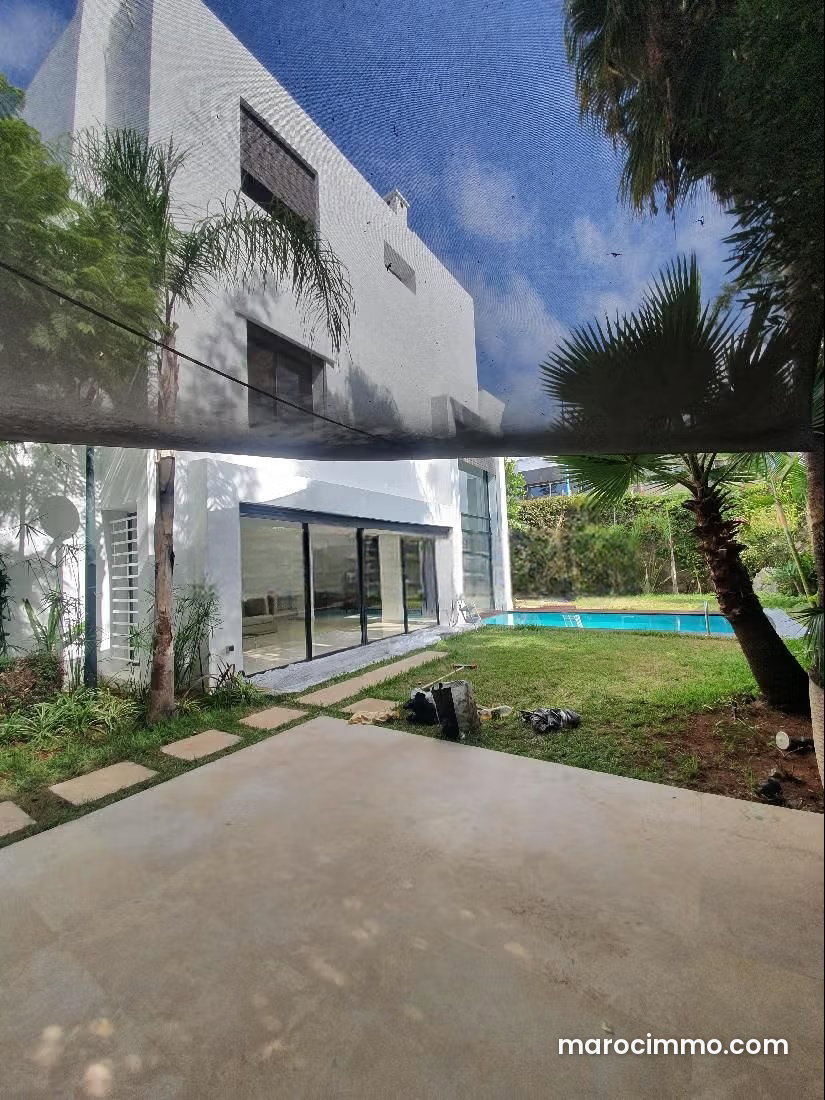 320 m² Villa with Pool and Garden, Anfa, Casablanca — Casablanca