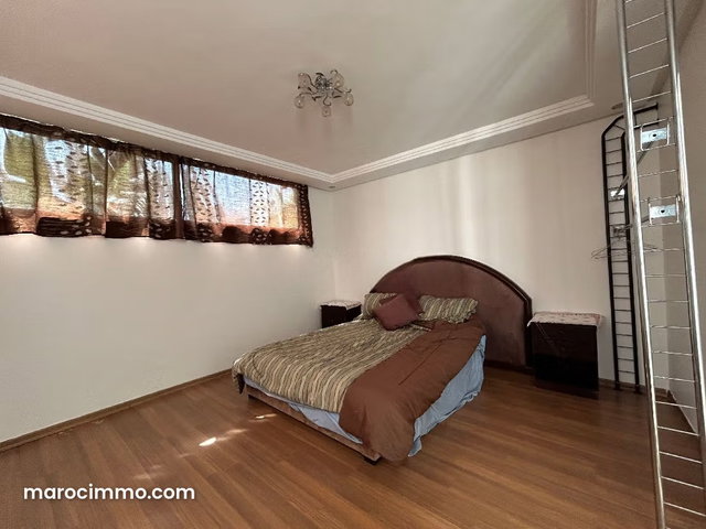Appartement à Vendre de 159.0 m² à Casablanca, Oasis — 4