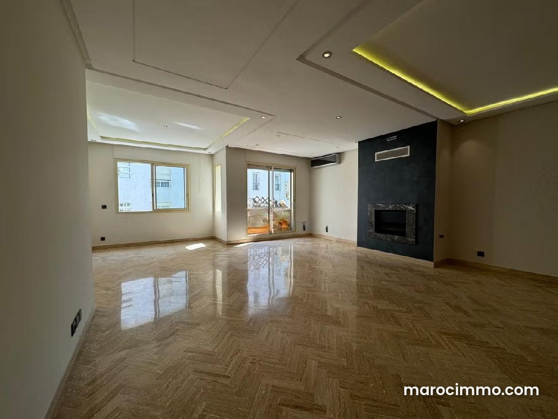 200 m² Apartment, 3 Bedrooms, Golden Triangle, Casablanca — Casablanca
