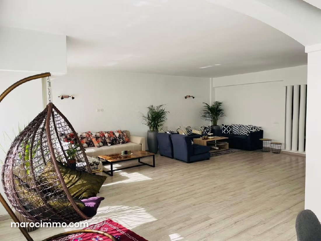 Furnished 170 sqm Apartment, Golden Triangle, Casablanca — Casablanca