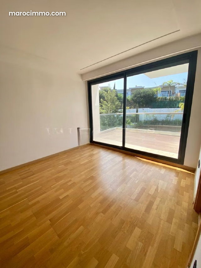 Location duplex 220m2 3chambres avec terrasse et vue dégagée Bouskoura Ville Verte — 5