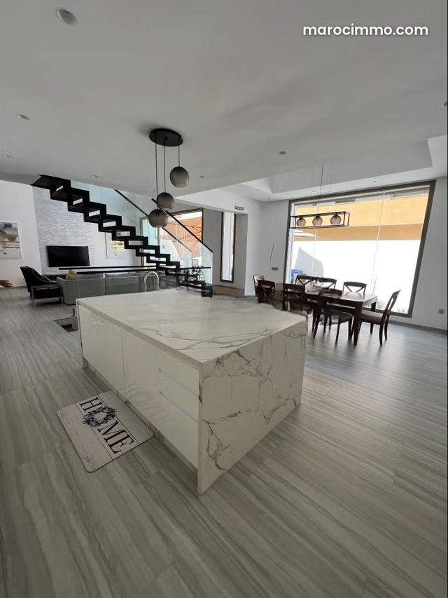 Luxury Villa for Sale in Oued Cherrat Beach. 6 Bedrooms. Furnished — Bouznika