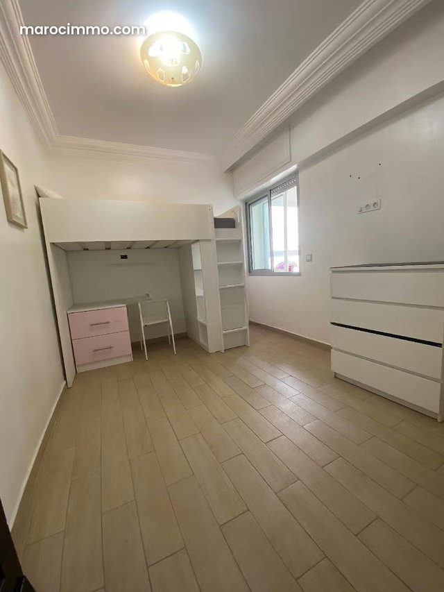 Appartement à Vendre de 120.0 m² à Casablanca, Maarif Extension — 3