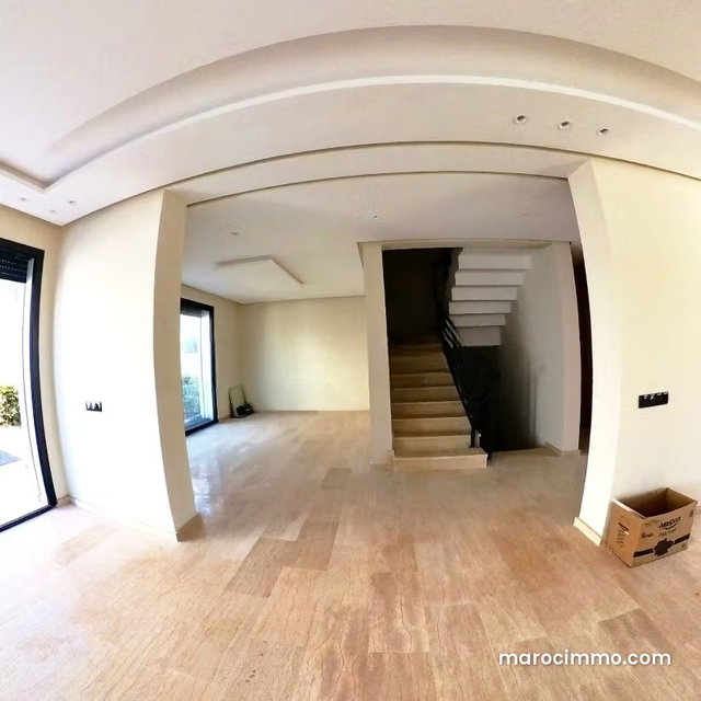 Villa Neuve Avec Piscine Privée à Vendre à Dar bouaza — 4