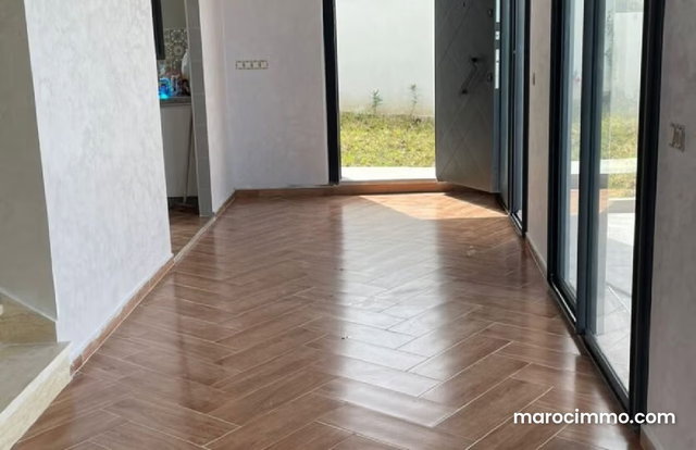 A louer villa neuf avec jardin et piscine surface 580 m² — 5