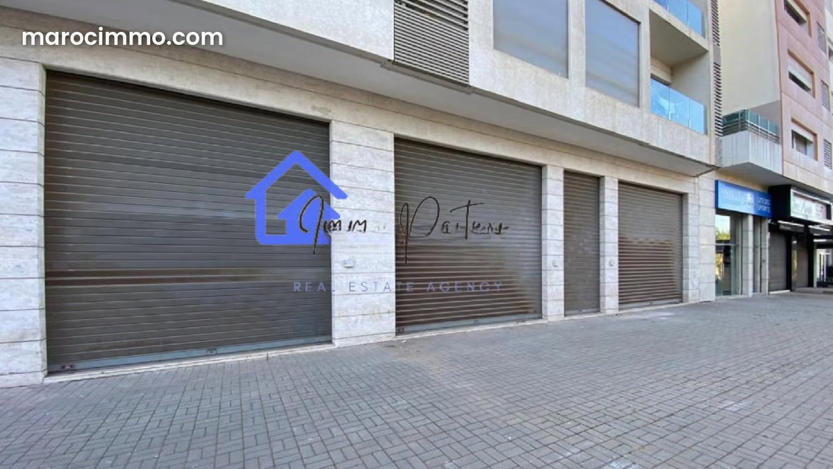 Magasin à louer dur la ferme bretonne