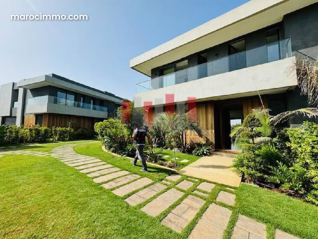 Brand-New 500 m² Villa with Swimming Pool and Ocean View, Aïn Diab, Casablanca — Casablanca