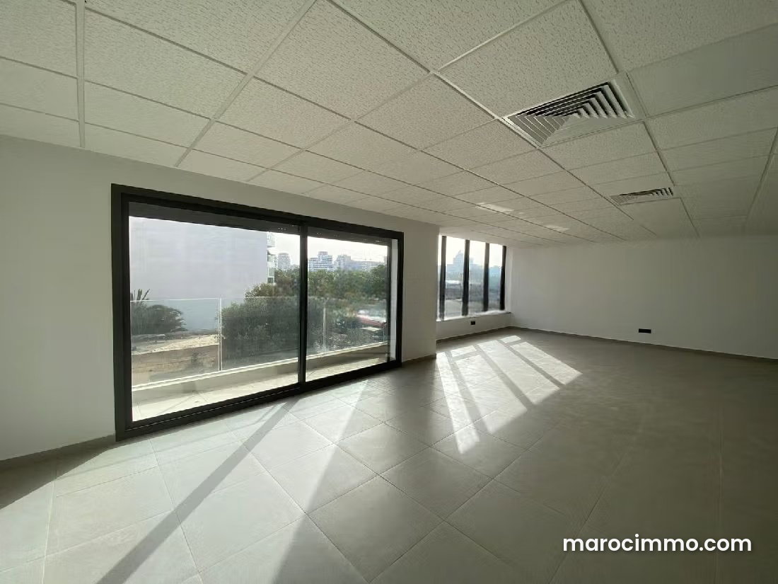 89 sqm office for rent in Casablanca Finance City — Casablanca