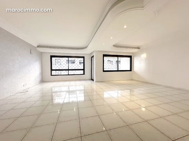 Appartement à Vendre de 254.0 m² à Casablanca, Racine — 3