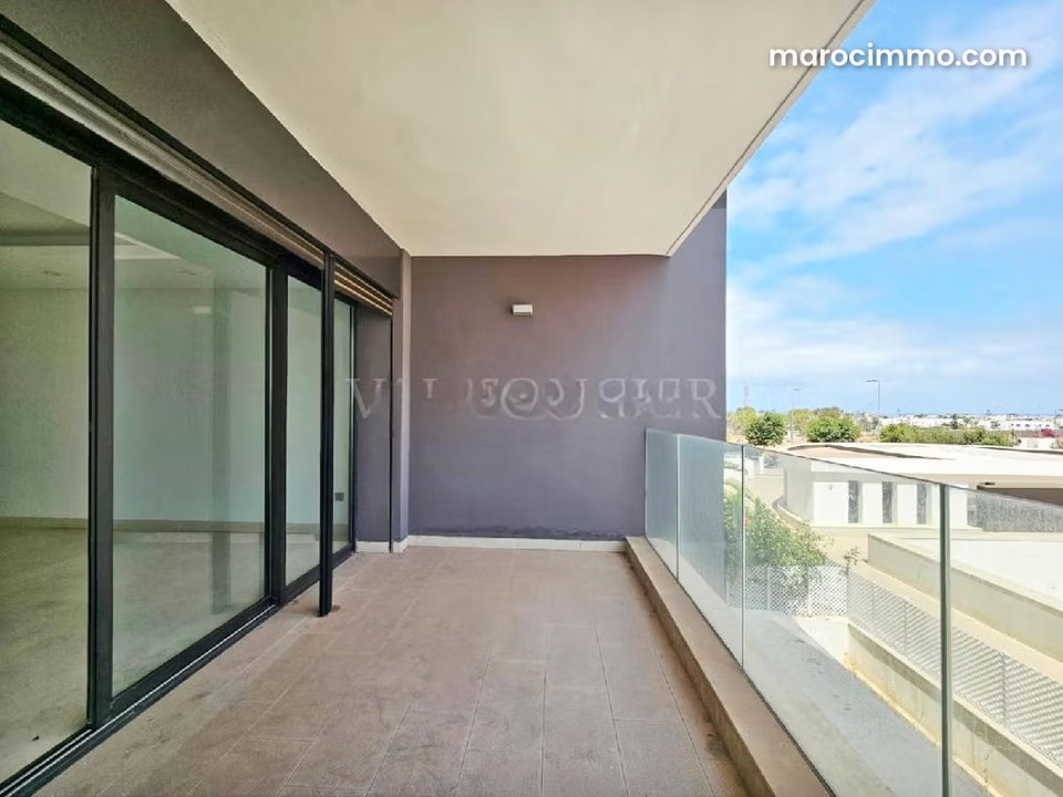 Appartement moderne 2chambres avec Terrasse à louer à Ain Diab, Casablanca