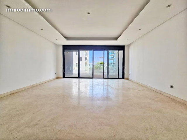 Appartement moderne 2chambres avec Terrasse à louer à Ain Diab, Casablanca — 2