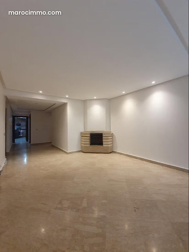 Très joli appartement à louer à triangle d'or — 3