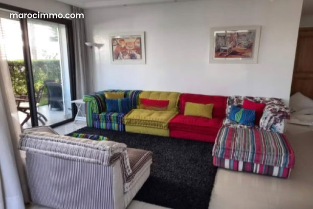 Très bel appartement au rdc piscine meuble — 2