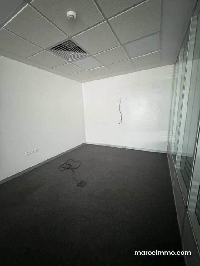 Bureau 231 M² En Location Sur Sidi Maârouf — 4
