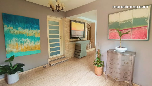 Villa à Vendre de 599.0 m² à Casablanca, Oasis — 2