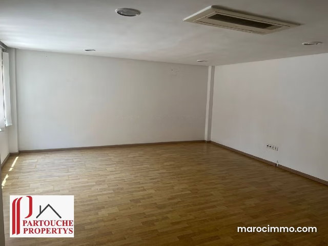 2 Bureau duplex 75 et 85m2 Bourgogne ouest 7500Dhs HT — 2