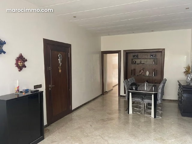 Appartement à Vendre de 186.0 m² à Casablanca, Hopitaux — 2