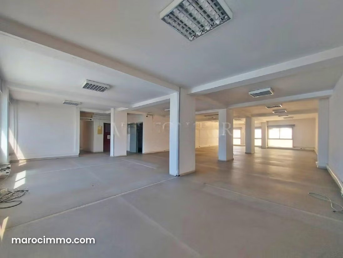 240 sqm Office with Parking, Boulevard des FAR, Casablanca — Casablanca