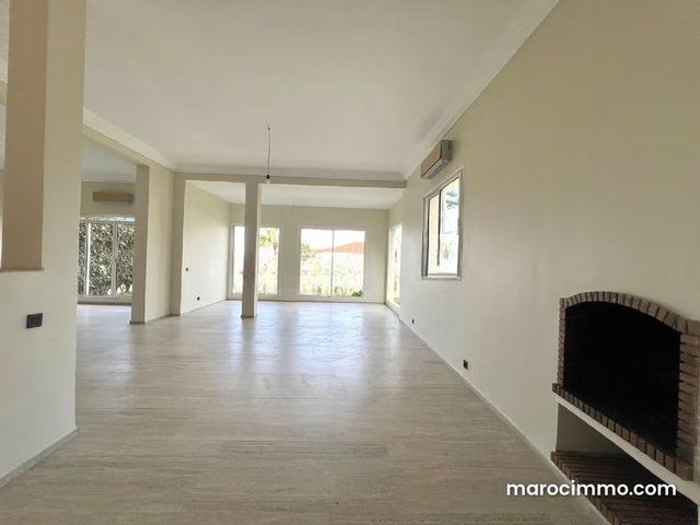 Magnifique Villa de 372m2 à AinDiab — 5