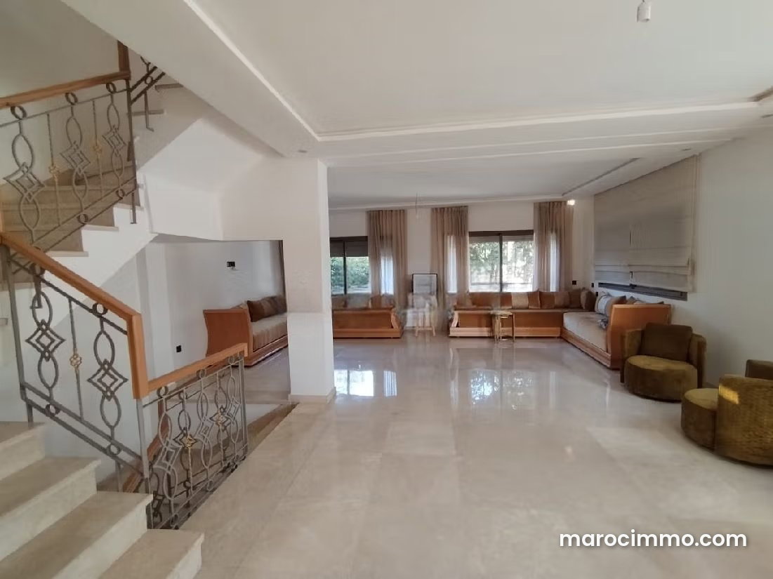 Grand appartement avec piscine à Harhoura Temara — Temara