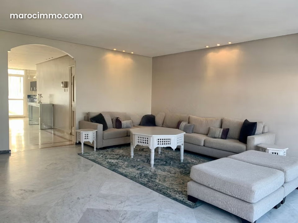 Beautiful Furnished Apartment with Balcony