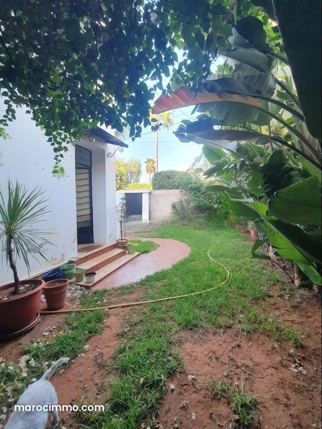 Floor of villa for rent in Cil — 2