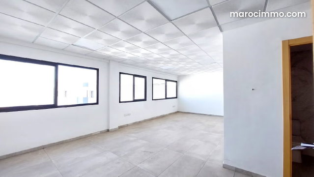 Bureau à Louer de 38.0 m² à Casablanca, Dyar Dakhama — 2
