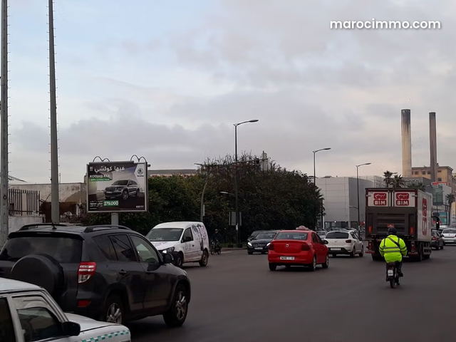 Terrain à Vendre sur le Boulevard Moulay Slimane — Casablanca