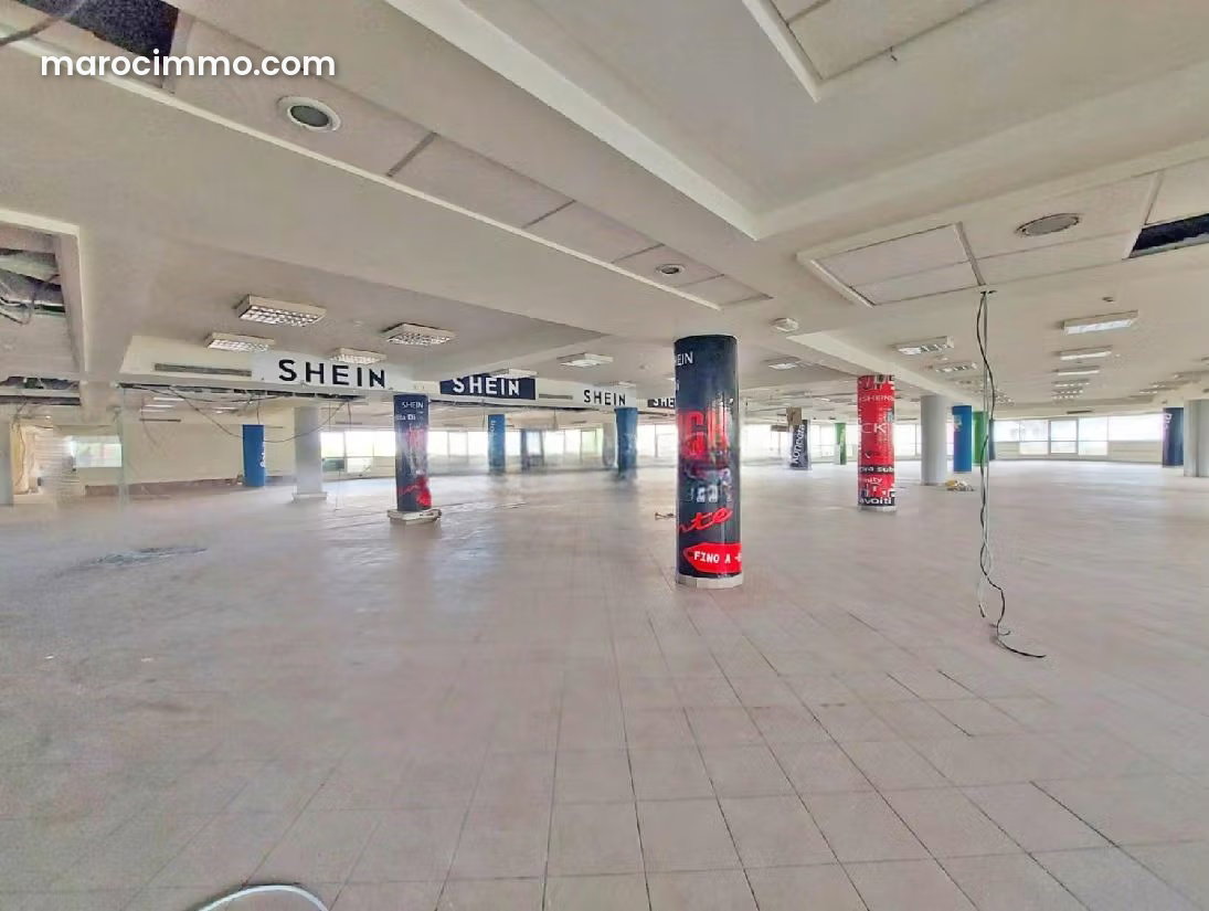 Bureau à louer à Sidi Maarouf, plateau de 1300 m² à Casablanca — Casablanca