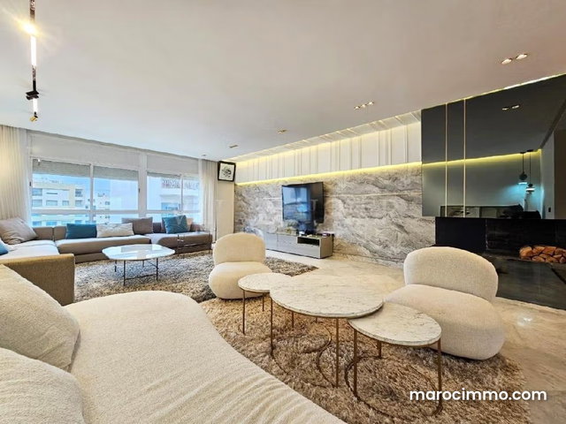 Location luxueux appartement meublé moderne 2chambres à Racine, Casablanca — 2