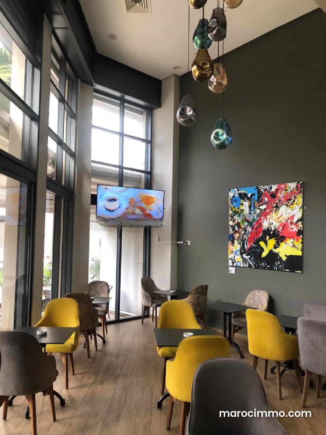 100 m² Commercial Space in Val Fleuri, Casablanca — Casablanca