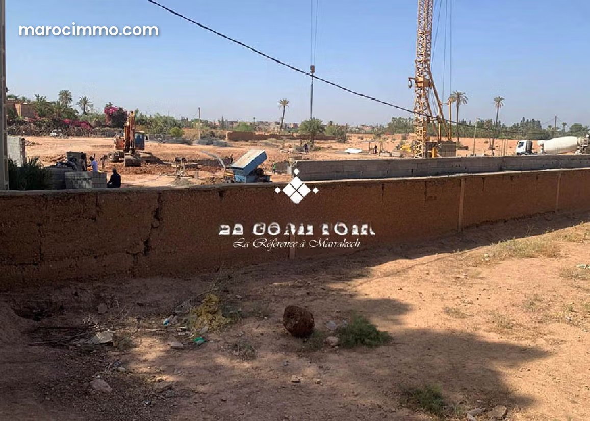أرض هكتارية نادرة للبيع بحي النخيل في مراكش — مراكش
