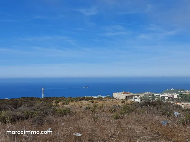 Beau Terrain avec plan autorisé pour villa à — 4