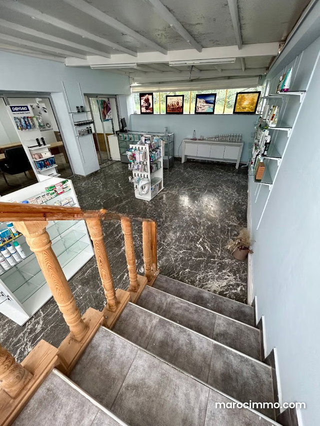 Local commercial à Louer de 65.0 m² à Casablanca, Longchamps — 3