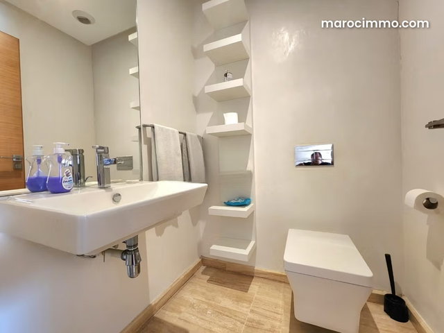 Très bel appartement meublé, TERRASSES CFC — 4
