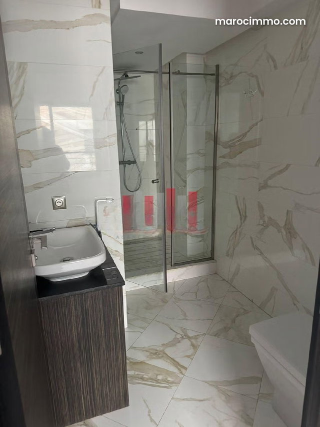 Superbe appartement à louer à Racine. Surface de 55 m². Ascenseur et garage — 5
