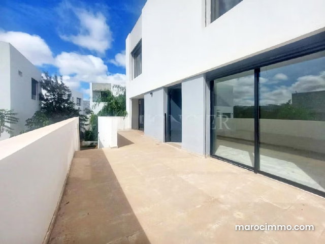Location duplex neuf avec terrasse 3chambres à la Ville verte de Bouskoura — 2