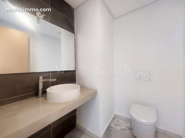 Location duplex neuf avec terrasse 3chambres à la Ville verte de Bouskoura — 4