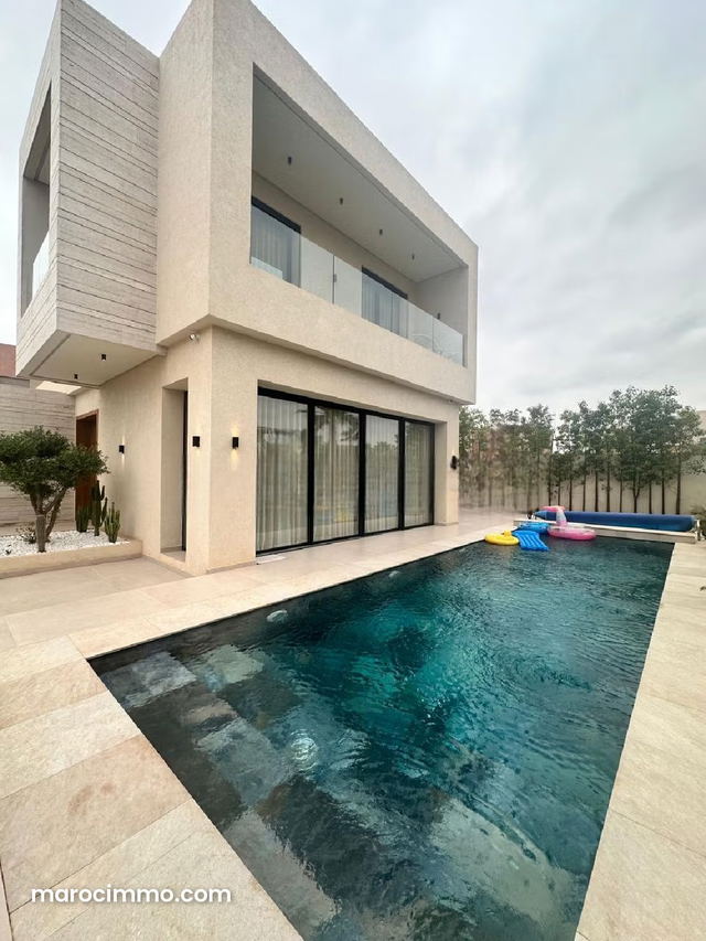 Villa standing à louer — مراكش