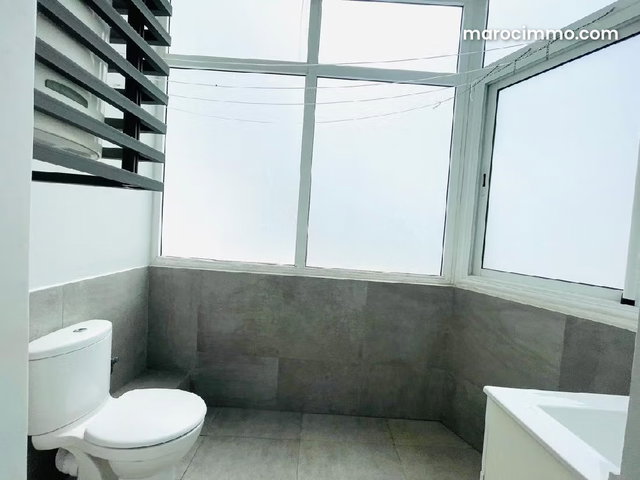 Appartement la location avec terrasse 15000dh — 5
