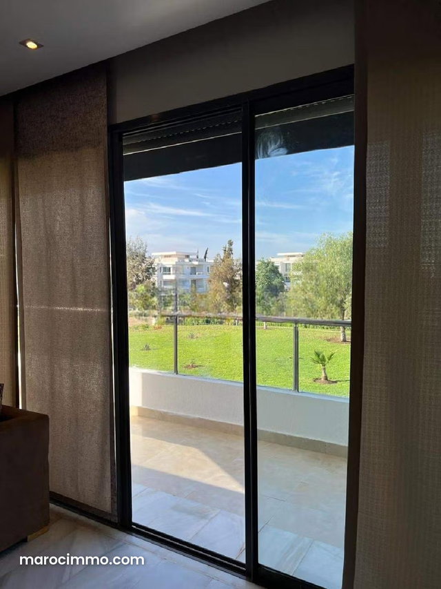 Superbe appartement meuble à louer à Bouskoura — 2